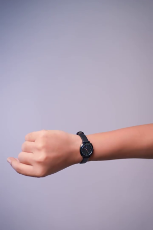 Women’s Black Dial Watch with Black Metal Strap