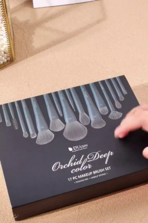 Orchid Deep 17-Piece Makeup Brush Set