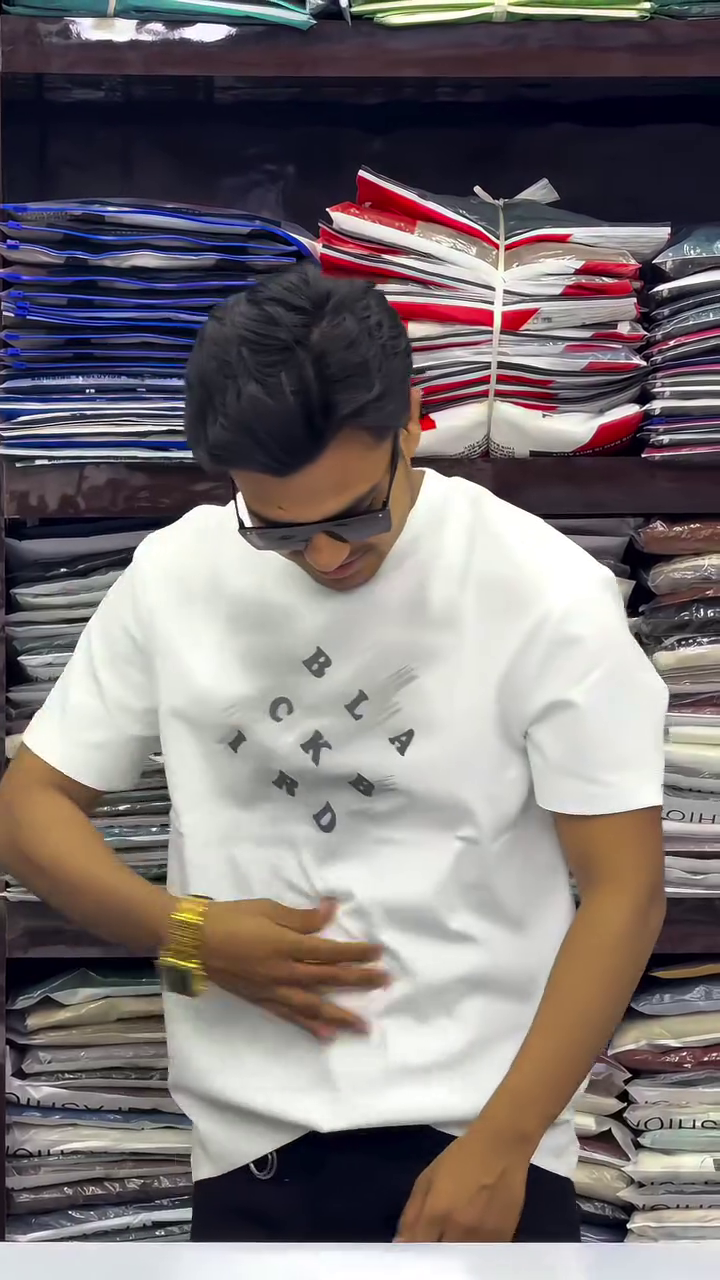 Men Printed Relaxed Fit Crew-Neck T-Shirt - Image 9